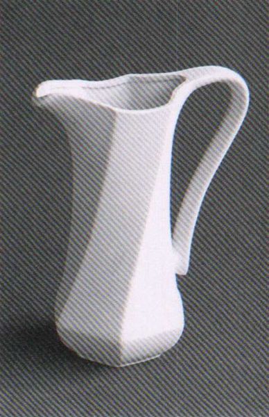 石膏型鋳込み（花瓶1・水差し）.jpg